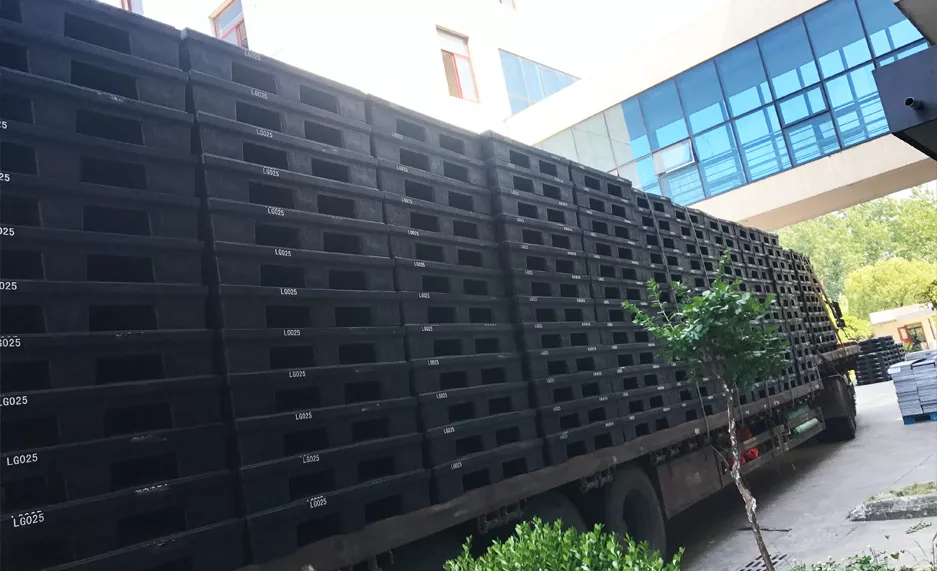 Large Folding Logistics Carrier